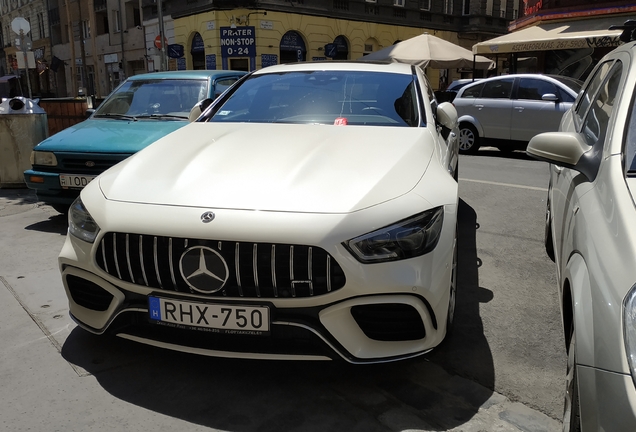 Mercedes-AMG GT 63 X290