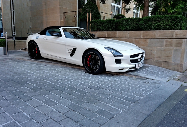 Mercedes-Benz SLS AMG Roadster