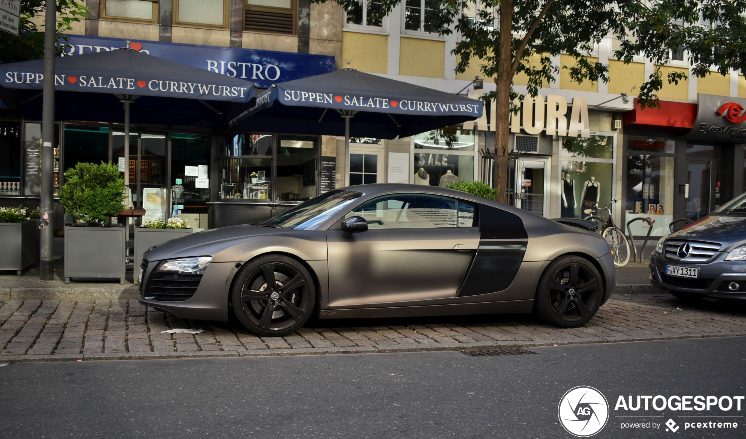 Audi R8