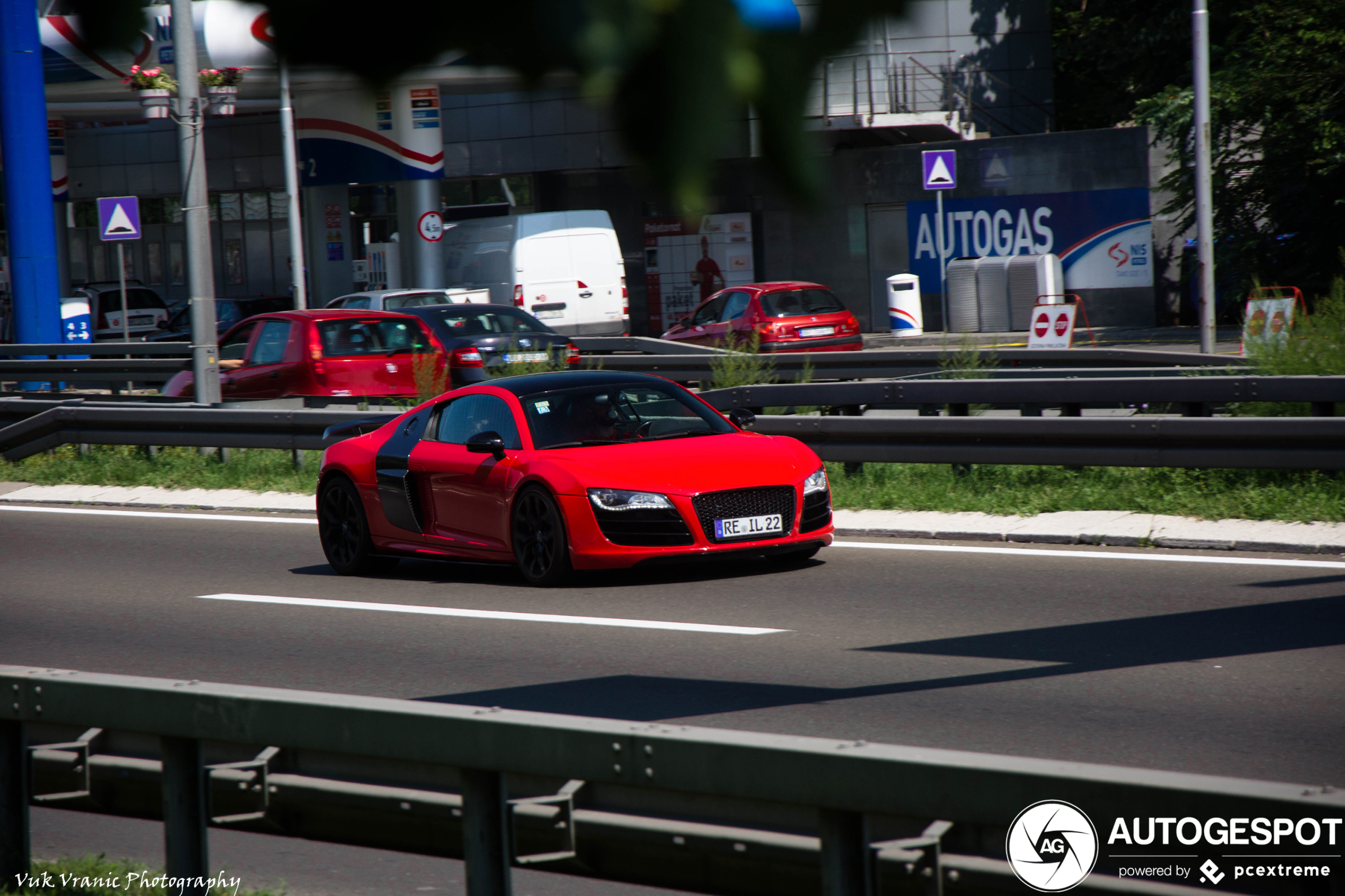 Audi R8 V10