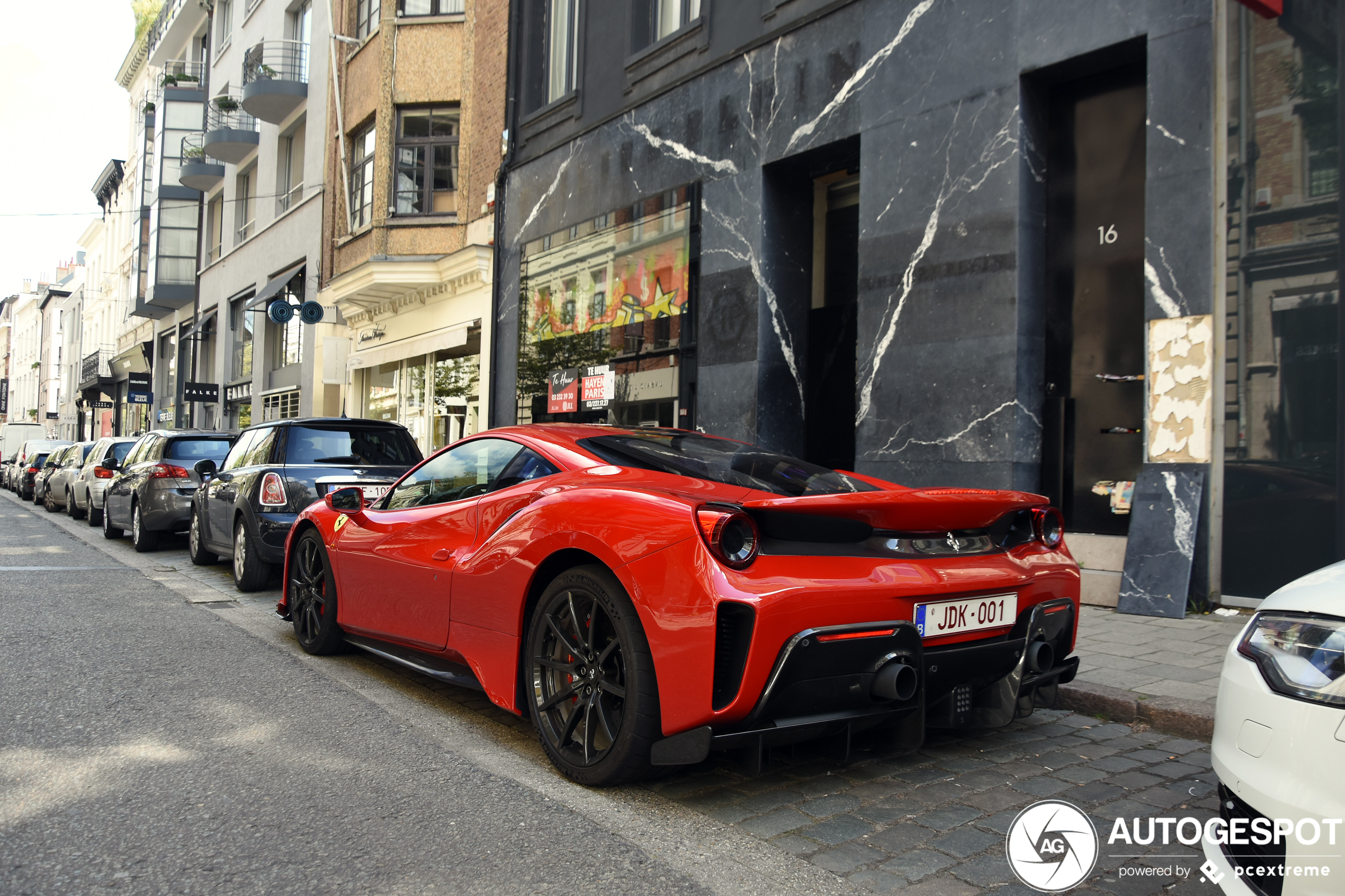 Ferrari 488 Pista