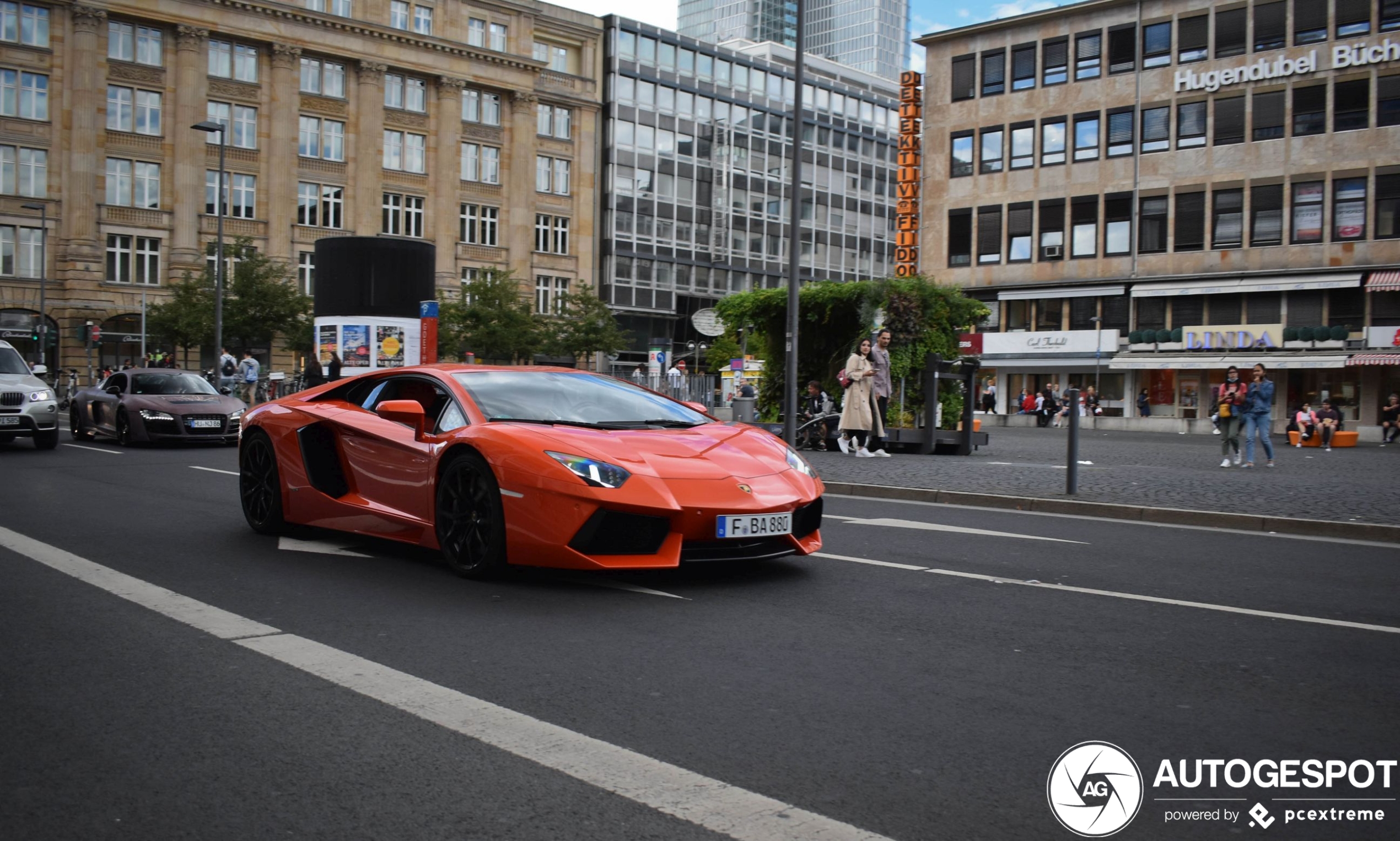 Lamborghini Aventador LP700-4