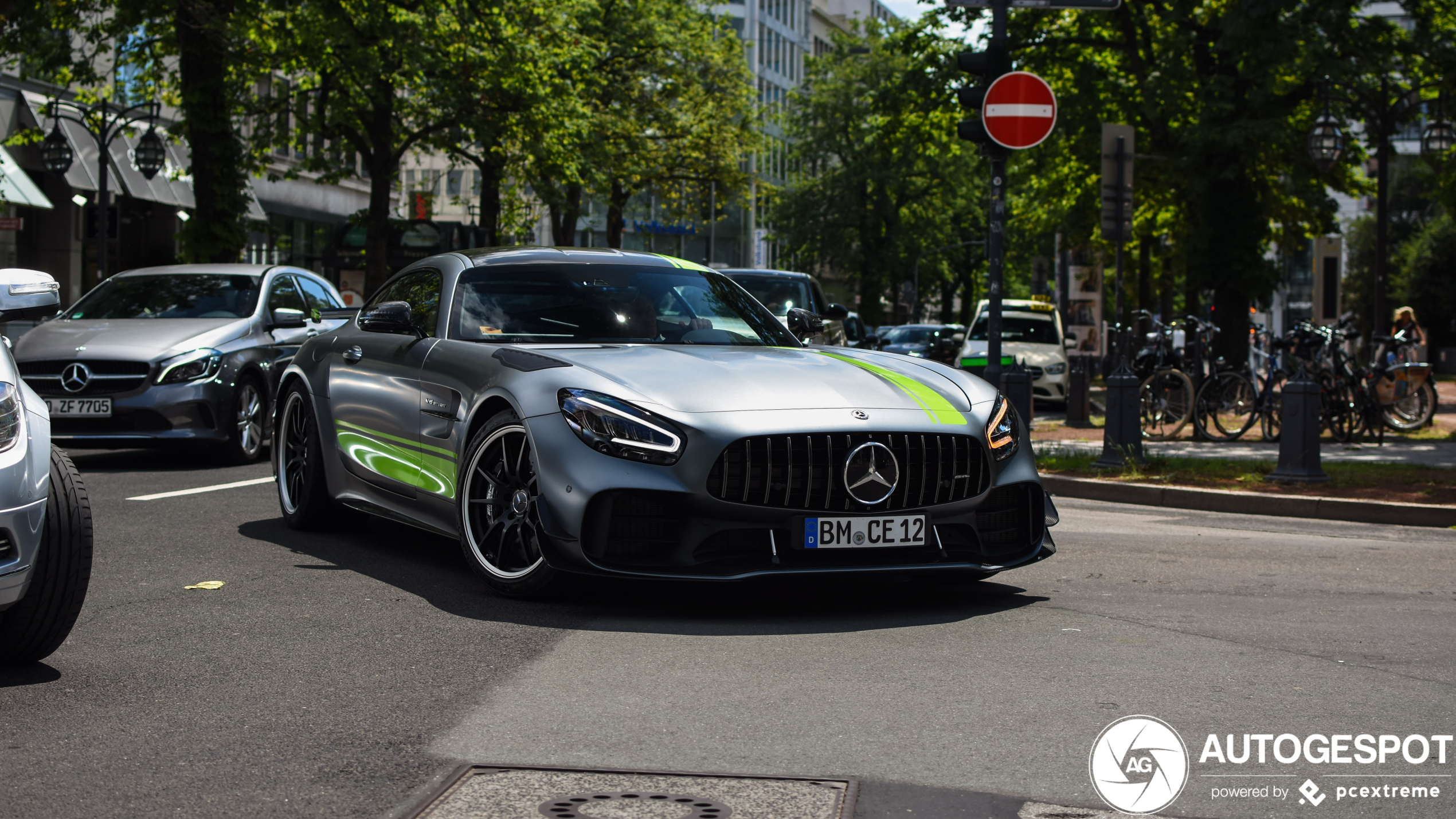 Mercedes-AMG GT R Pro C190