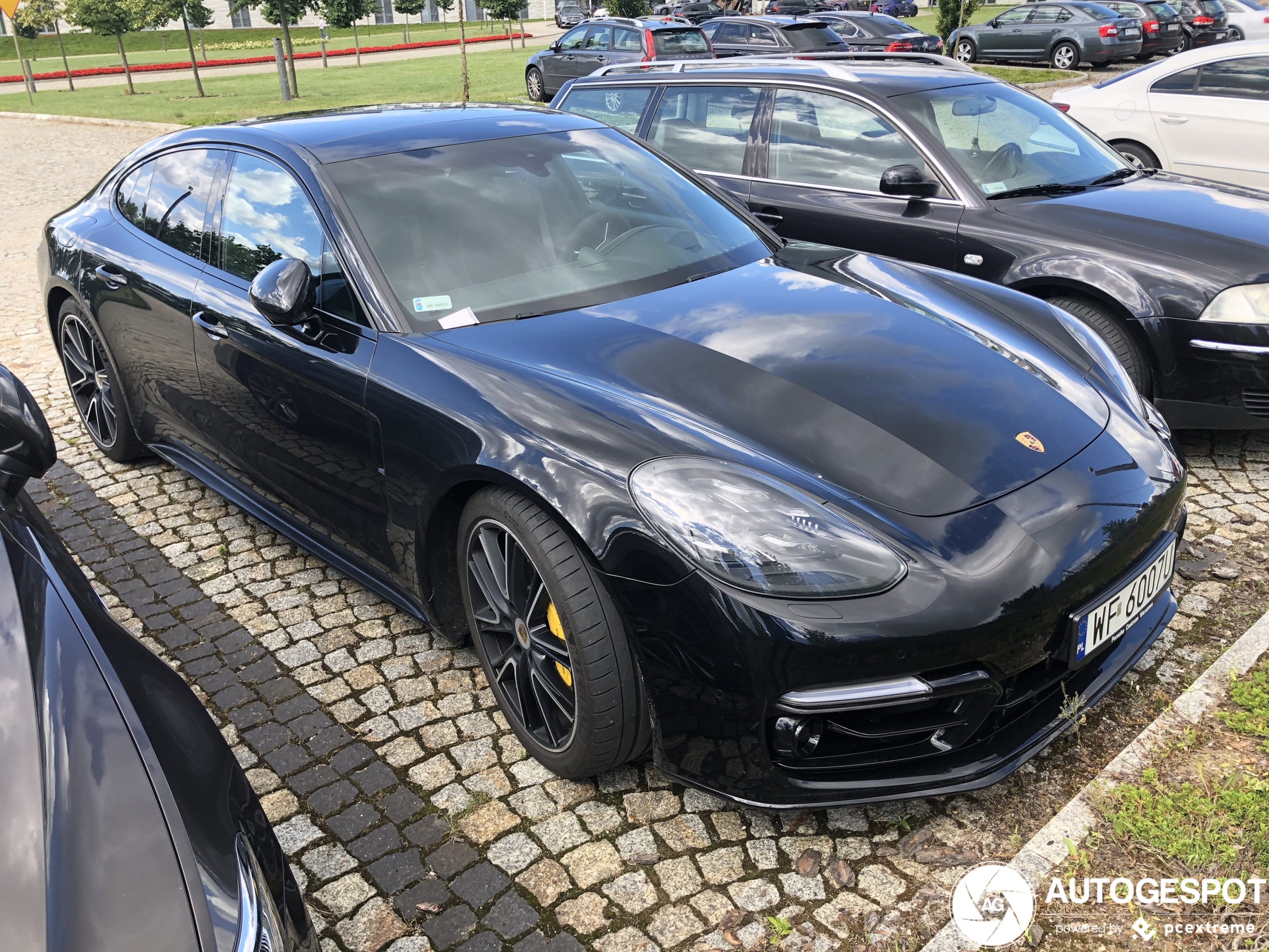 Porsche 971 Panamera GTS MkI