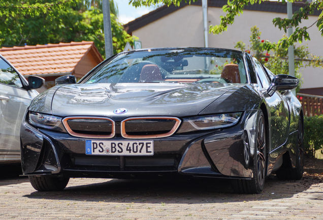 BMW i8 Roadster Ultimate Sophisto Edition