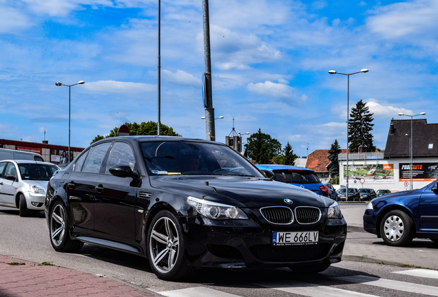 BMW M5 E60 2007