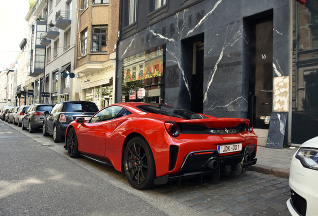 Ferrari 488 Pista