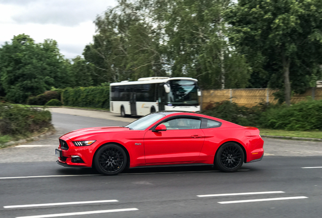 Ford Mustang GT 2015