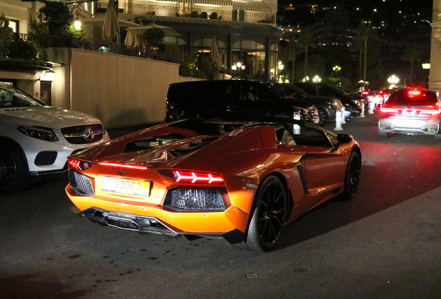 Lamborghini Aventador LP700-4 Roadster