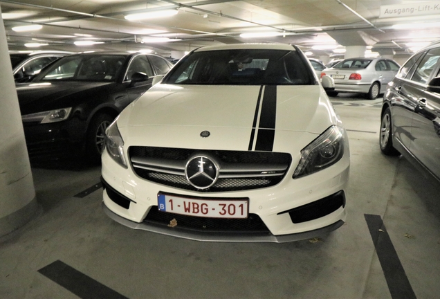 Mercedes-Benz A 45 AMG