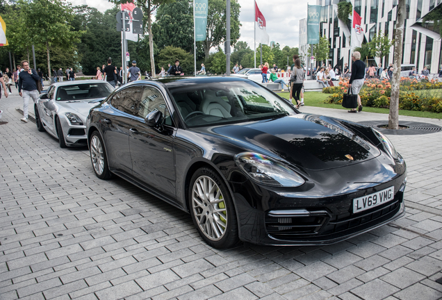 Porsche 971 Panamera Turbo S E-Hybrid