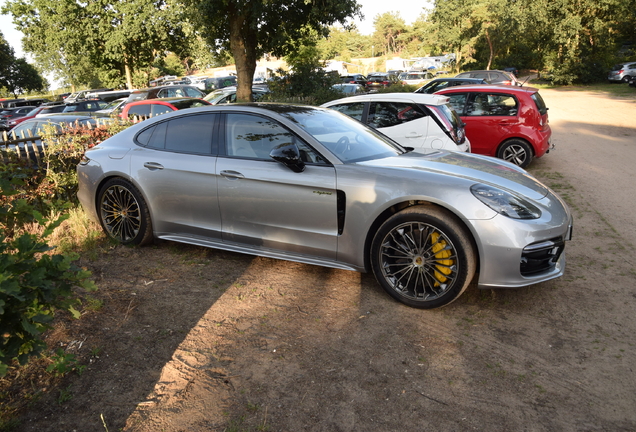 Porsche 971 Panamera Turbo S E-Hybrid