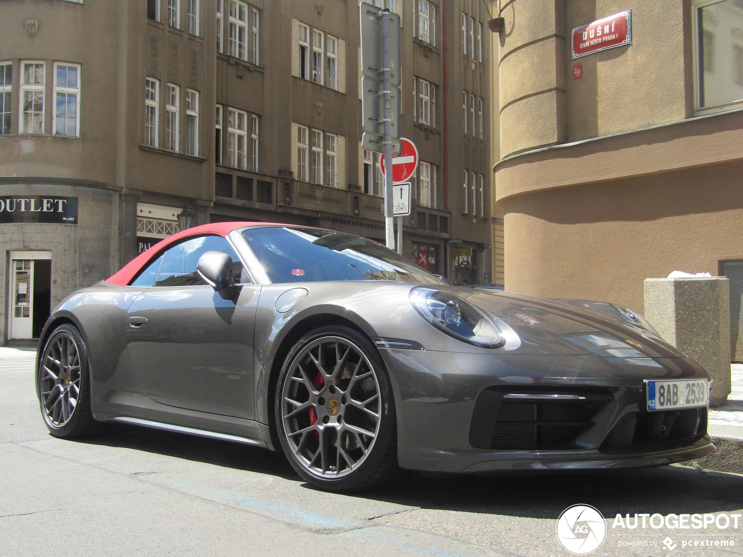 Porsche 992 Carrera S Cabriolet