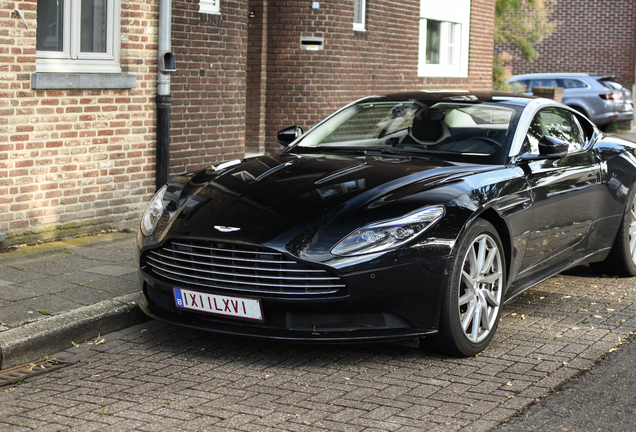 Aston Martin DB11