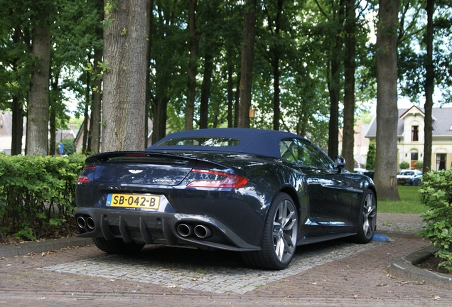 Aston Martin Vanquish S Volante 2017