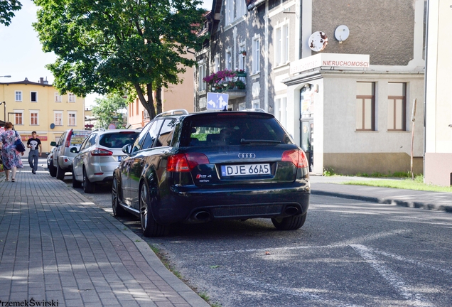 Audi RS4 Avant B7