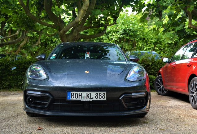 Porsche 971 Panamera Turbo Sport Turismo