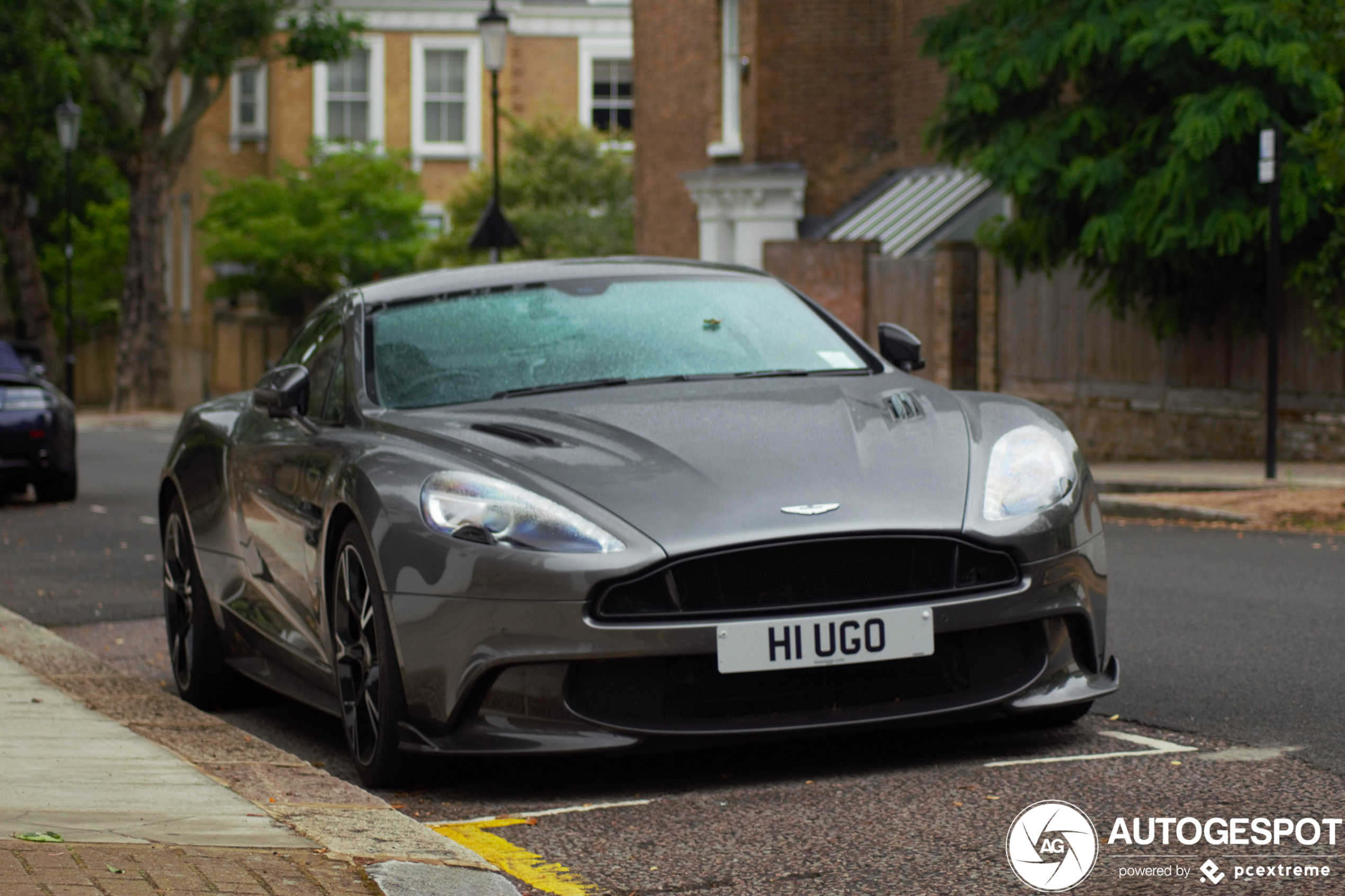 Aston Martin Vanquish S 2017