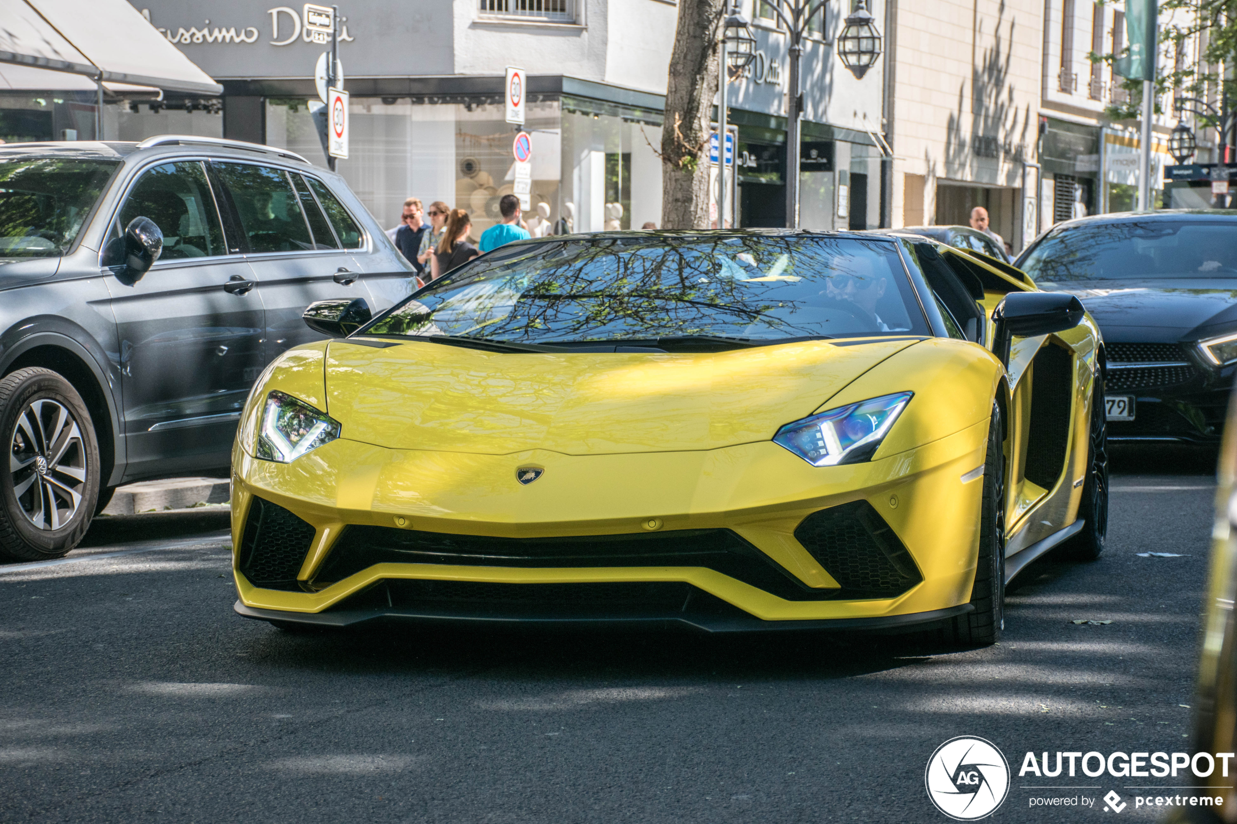 Lamborghini Aventador S LP740-4 Roadster