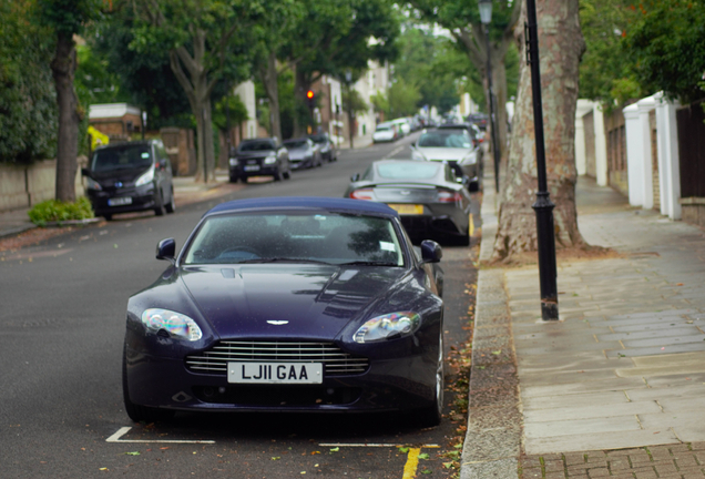 Aston Martin V8 Vantage Roadster