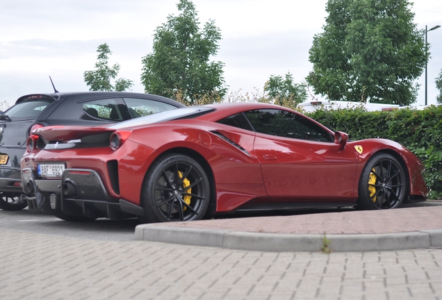 Ferrari 488 Pista