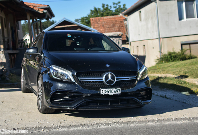 Mercedes-AMG A 45 W176 2015