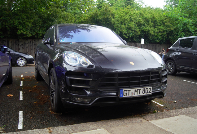 Porsche 95B Macan Turbo