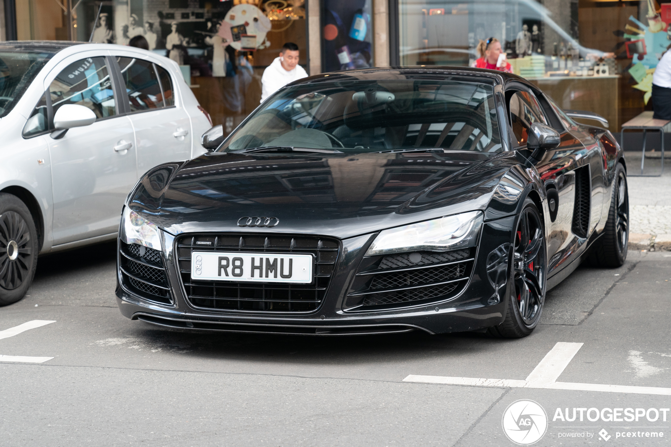 Audi R8