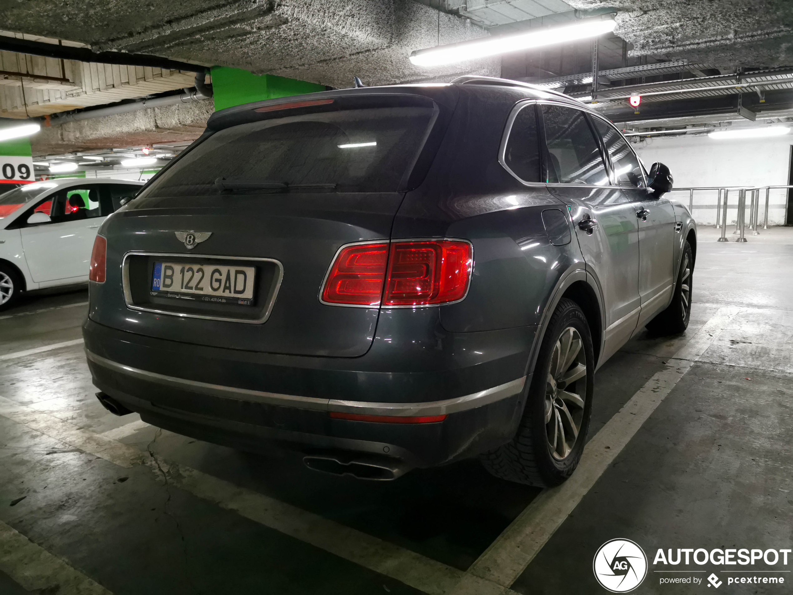 Bentley Bentayga V8