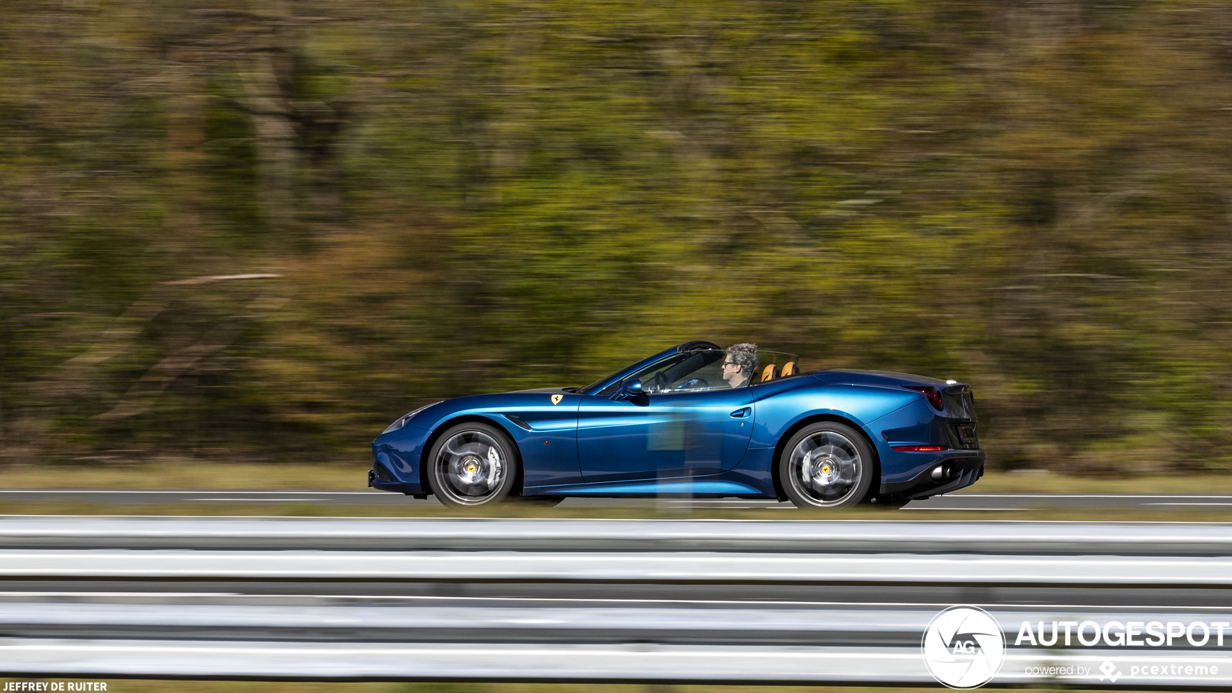 Ferrari California T