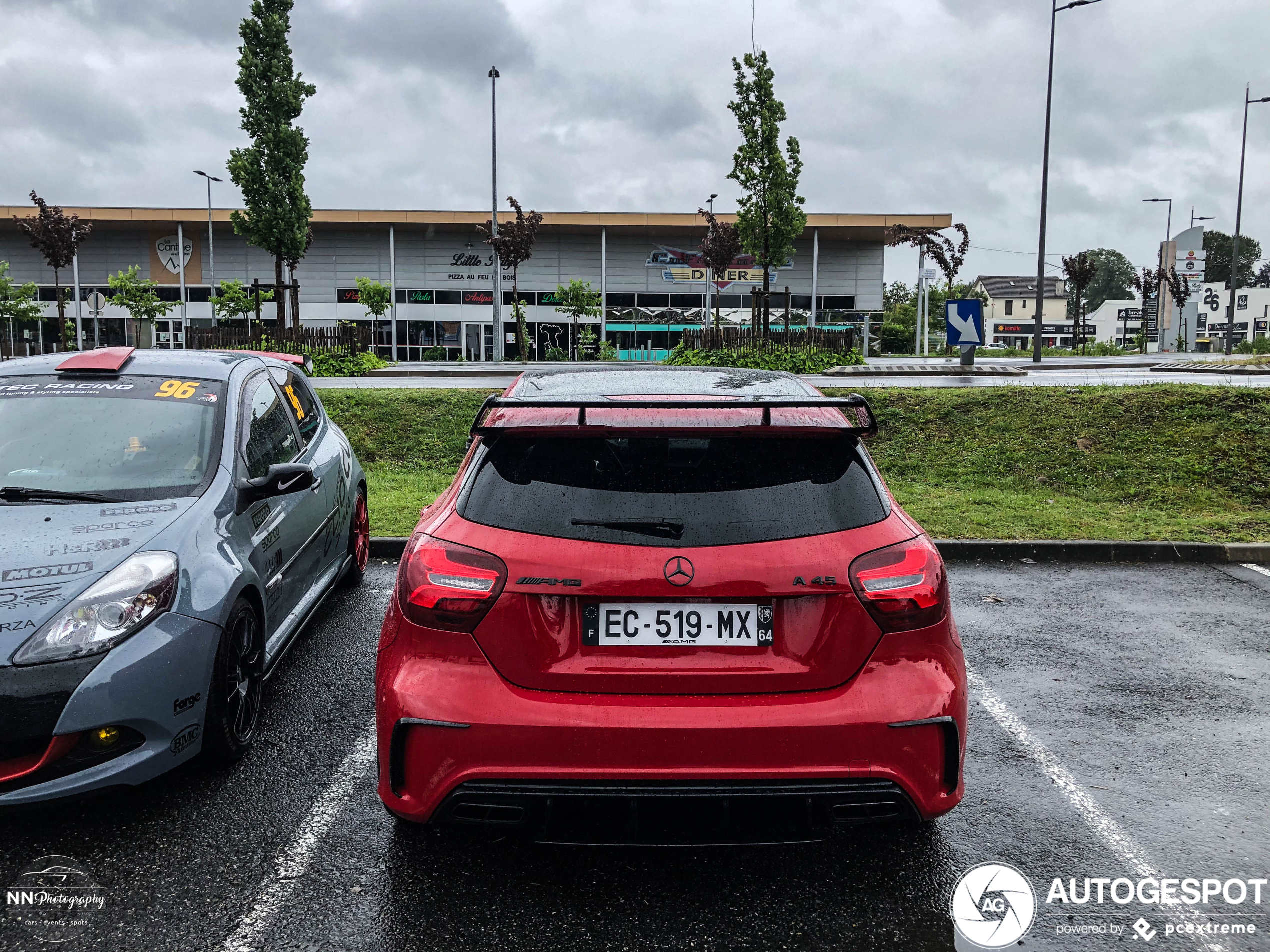 Mercedes-AMG A 45 W176 2015