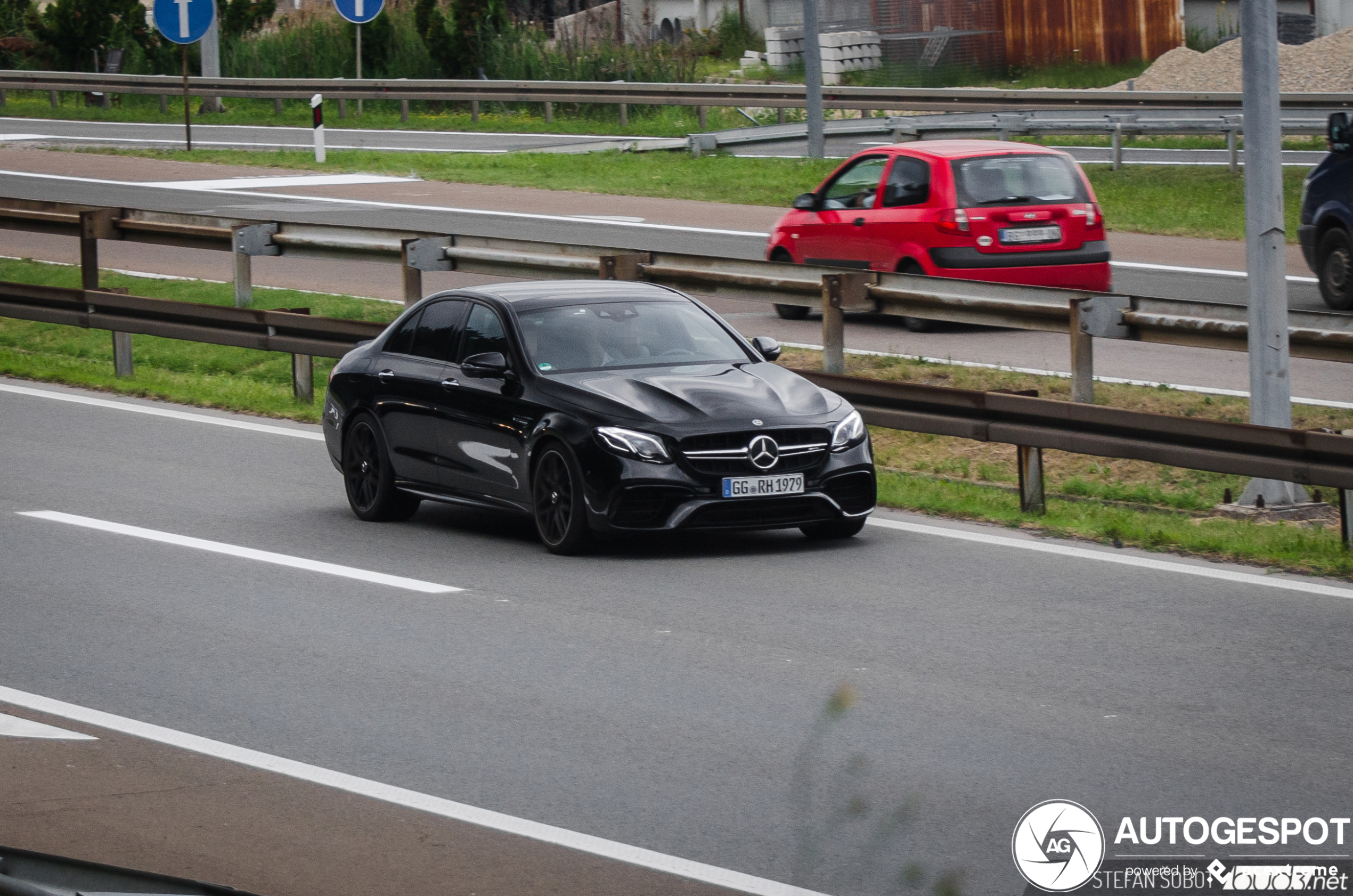 Mercedes-AMG E 63 S W213