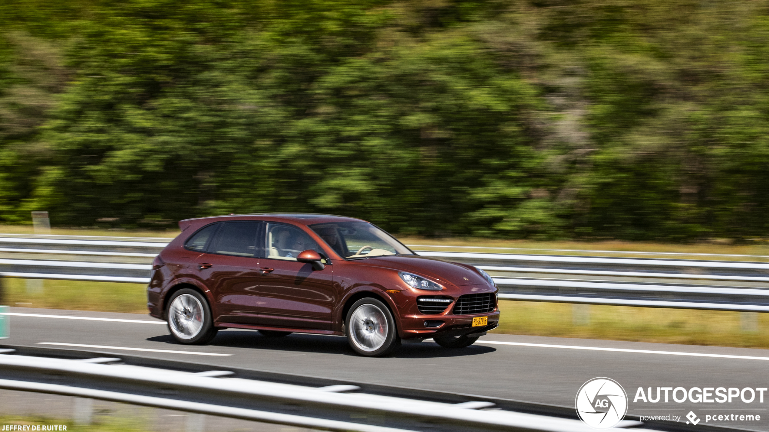 Porsche 958 Cayenne GTS