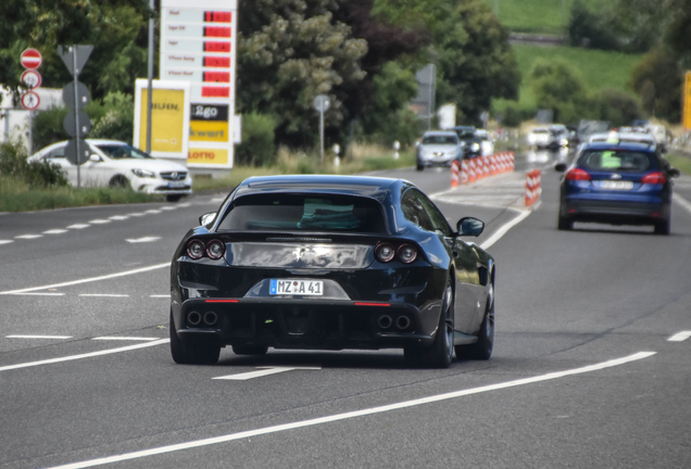 Ferrari GTC4Lusso