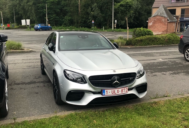 Mercedes-AMG E 63 S W213