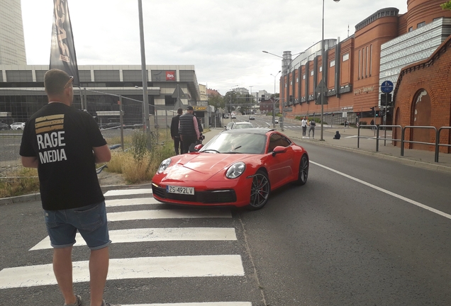 Porsche 992 Carrera 4S