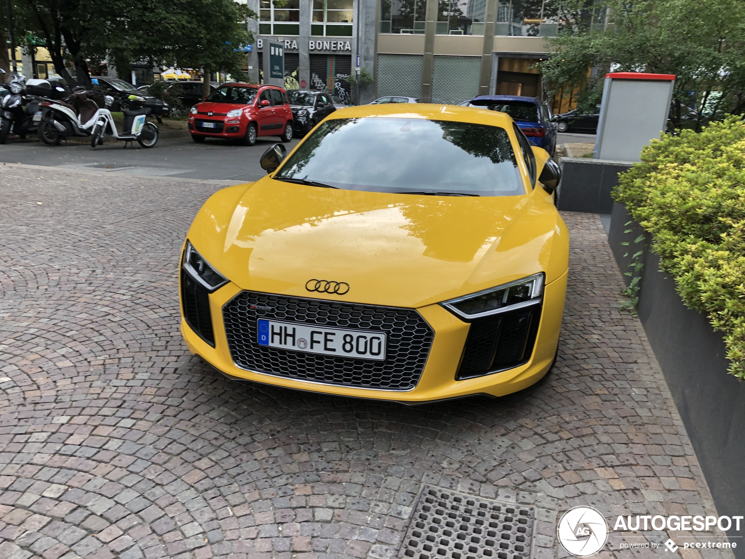 Audi R8 V10 Plus 2015