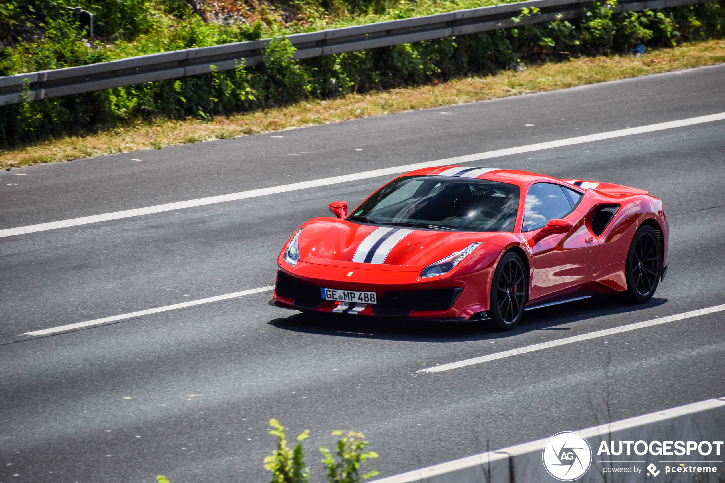 Ferrari 488 Pista