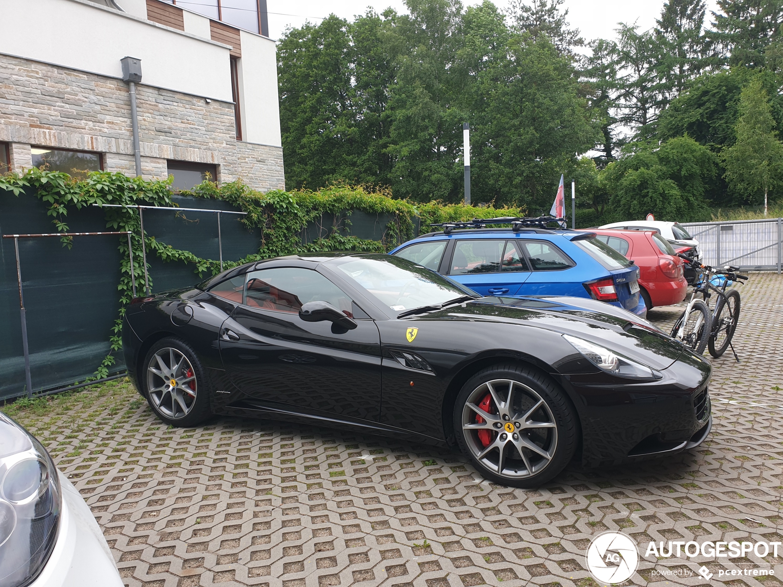 Ferrari California