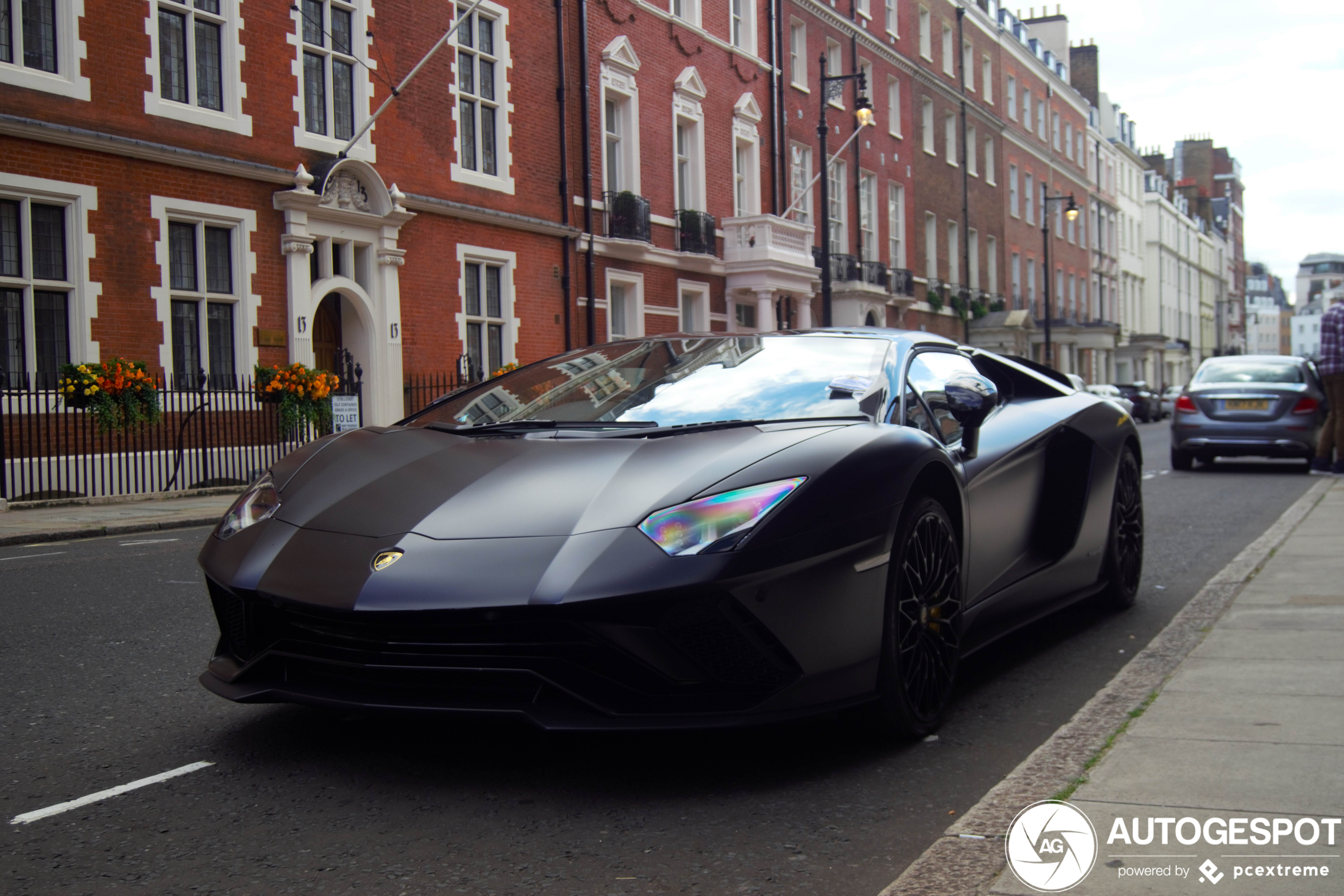 Lamborghini Aventador S LP740-4 Roadster