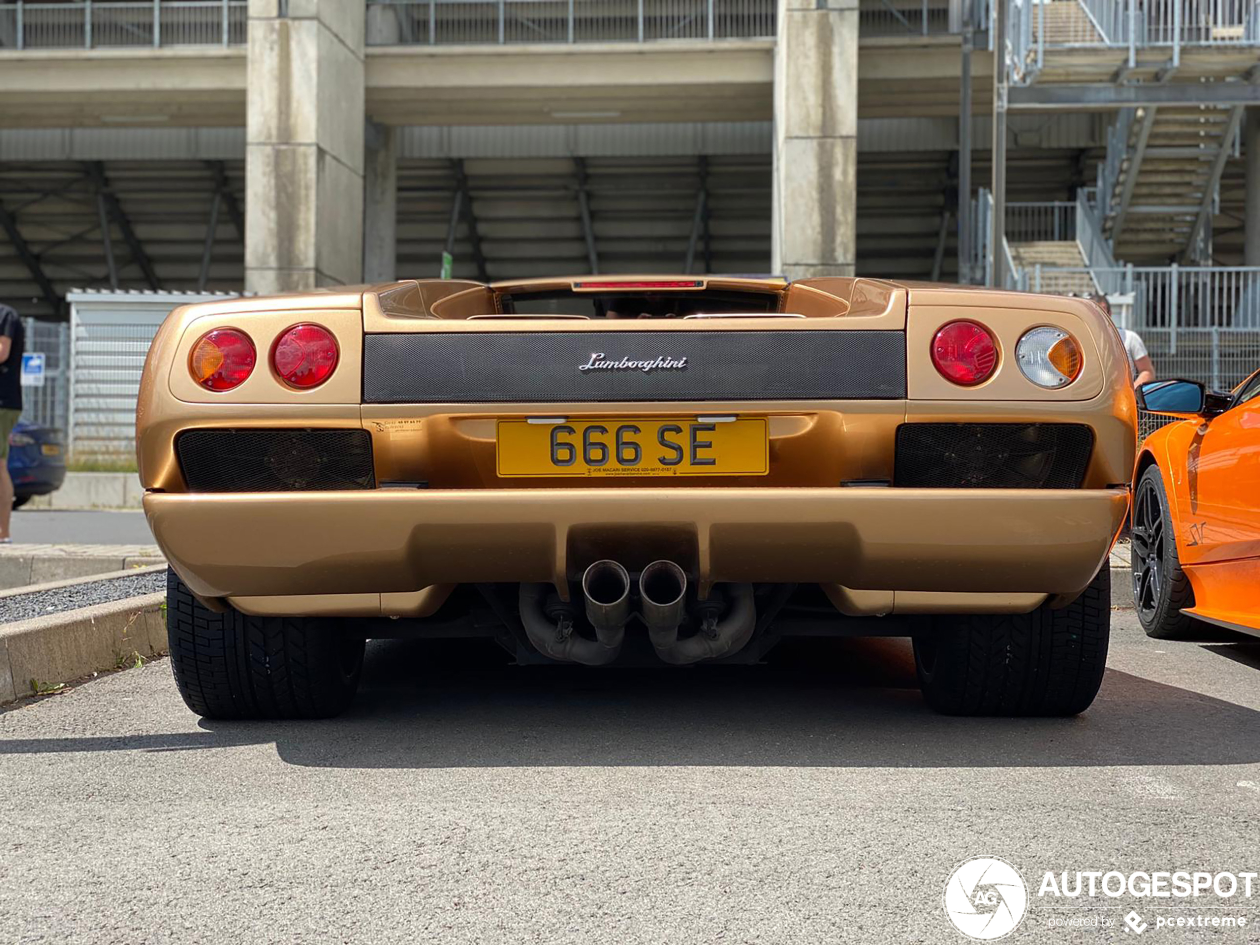 飯倉片町S/R掲示現物Lamborghini Diablo 6.0 パネル 飯倉片町S/R掲示現物Lamborghini Diablo 6.0 パネル 飯倉片町S/R