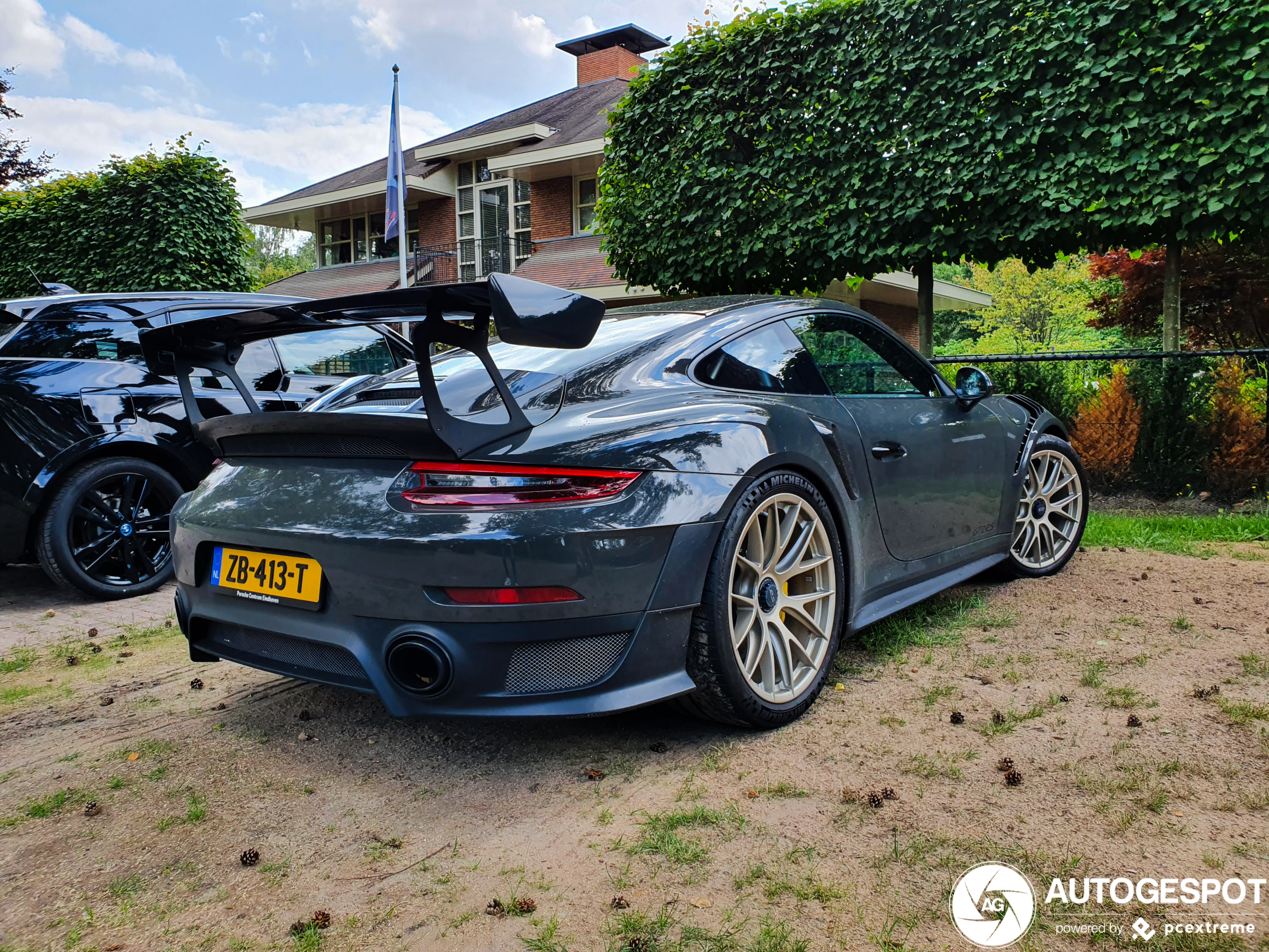 Porsche 991 GT2 RS Weissach Package