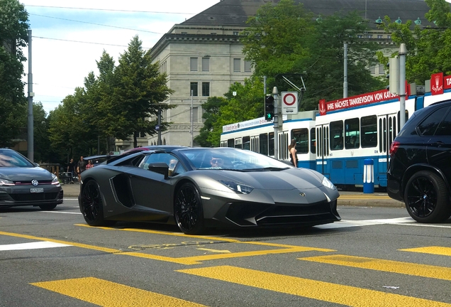 Lamborghini Aventador LP750-4 SuperVeloce Roadster