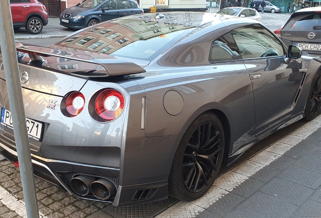 Nissan GT-R 2017