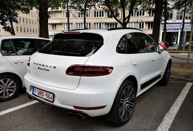 Porsche 95B Macan Turbo