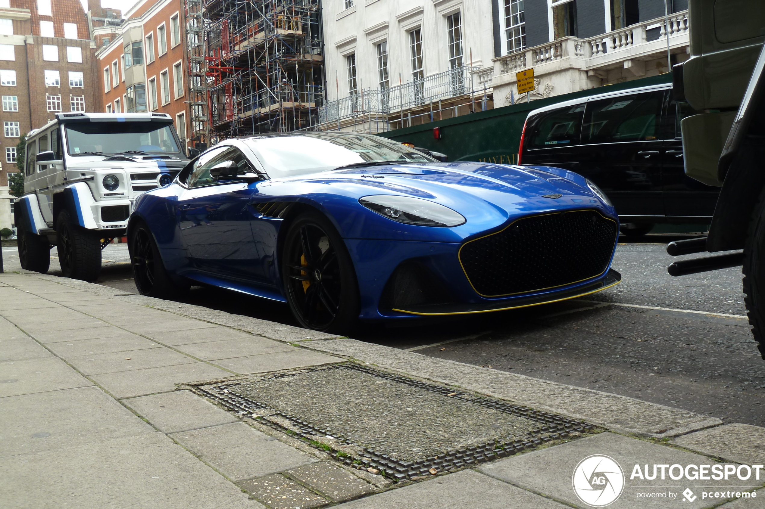 Aston Martin DBS Superleggera