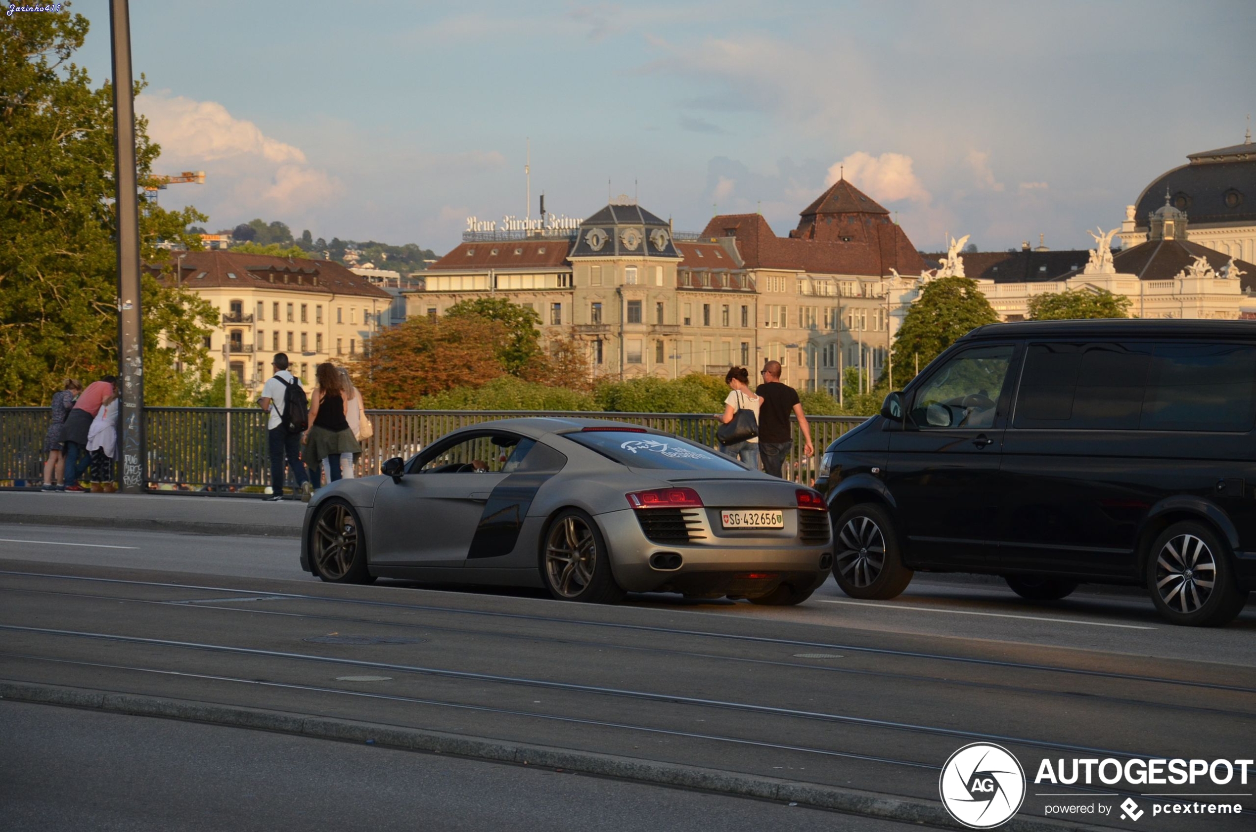 Audi R8