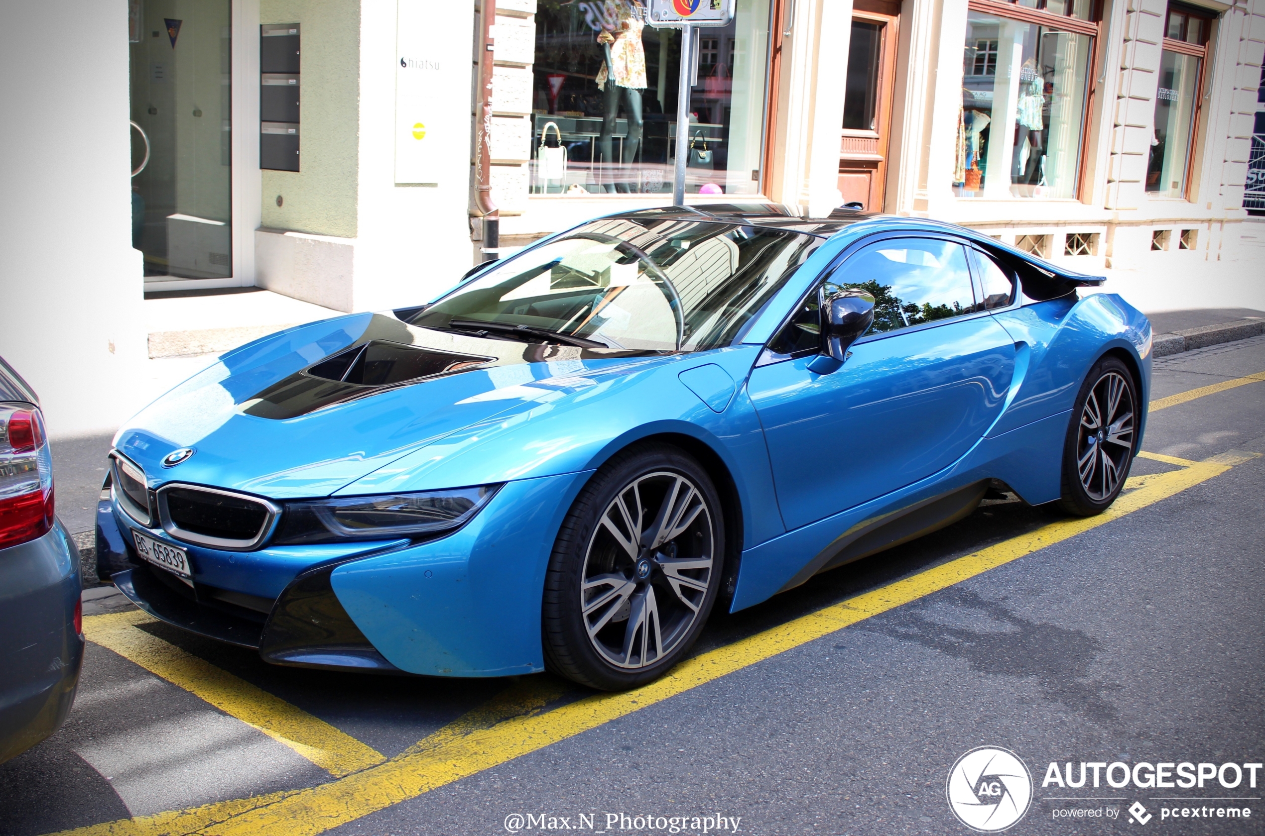 BMW i8