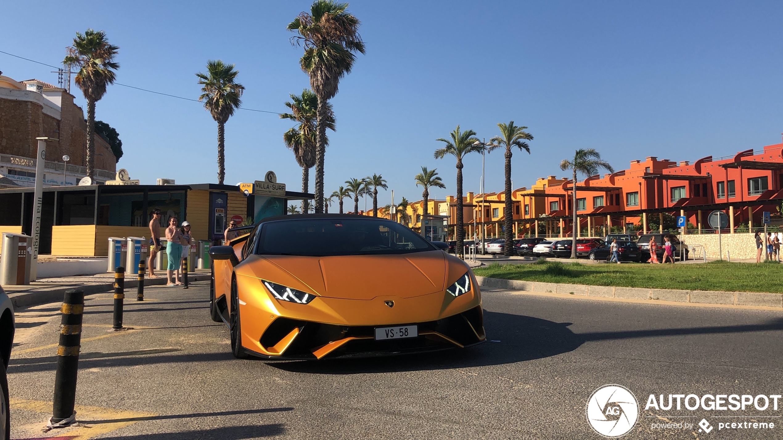 Lamborghini Huracán LP640-4 Performante Spyder