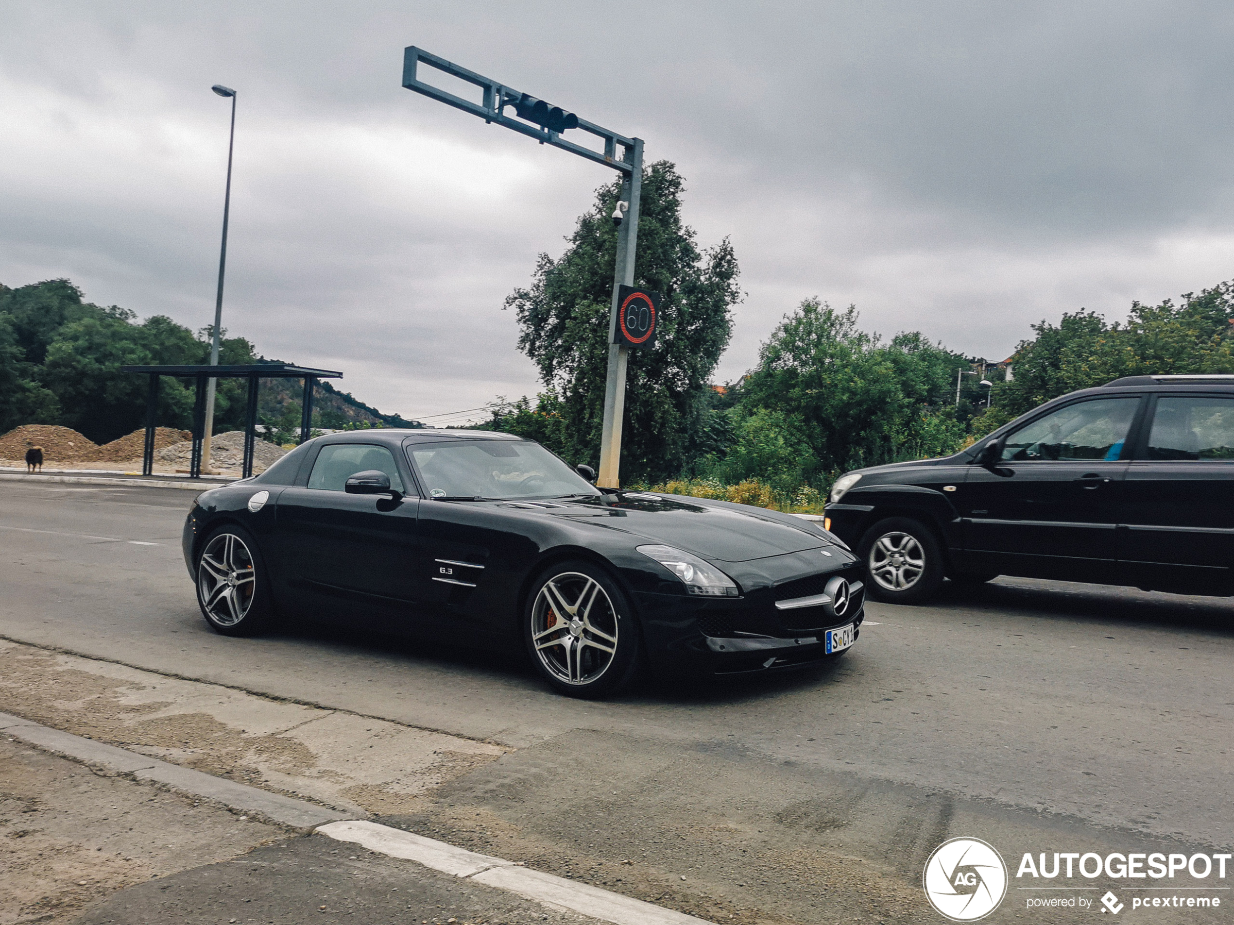 Mercedes-Benz SLS AMG